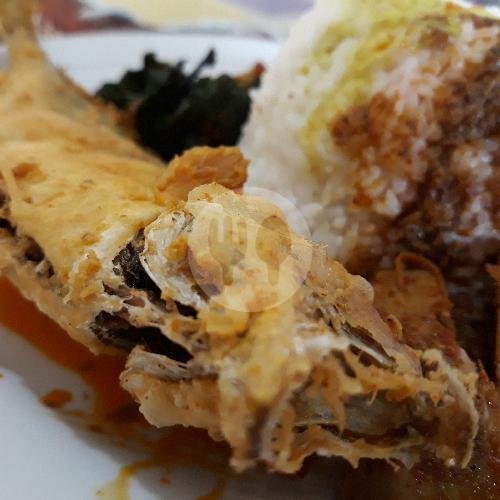 Nasi Ikan Kembung Goreng menu Rm Padang Sakato, Landungsari