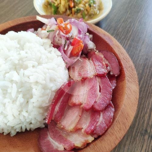 Nasi Babi Asap (Daging) + sambal matah menu Pigi Poki (Babi Panggang & Asap), Seteran