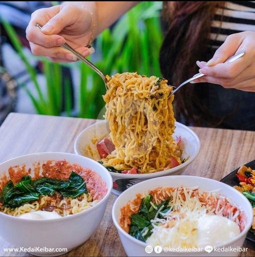 Mamidas Goreng Free 1 Topping menu Roti Bakar Keibar, Sukmajaya