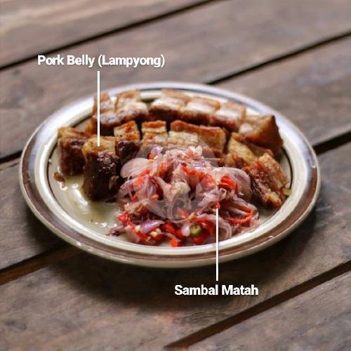 Pork Belly Crispy + Sambal Matah (Level 0 - 3) menu Nakula Babi Matah, Mekar Utama