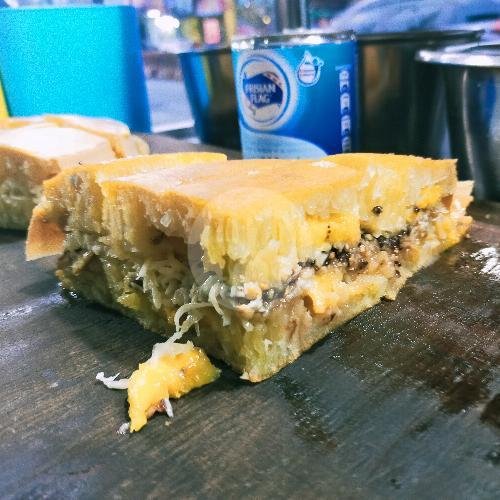 Keju Komplit 3 menu Martabak Salero Manis Dan Telor, Depan Bengkel Garuda