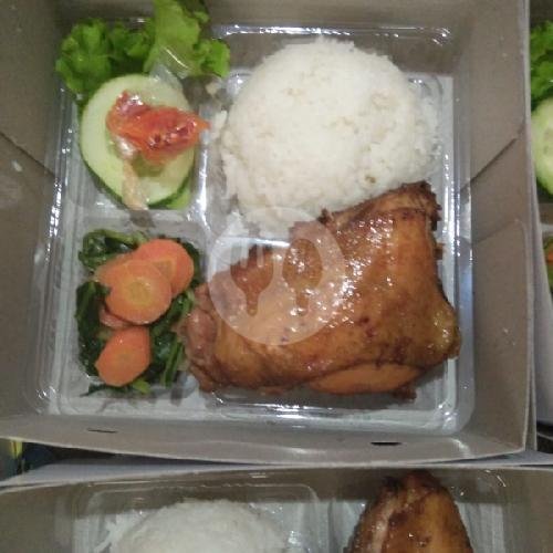 Paket Geyur 2 menu Geprek Bakar Mbok Tentrem, Komplek PTM