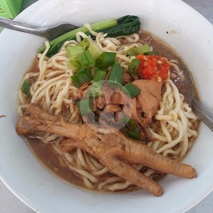 Review Bakso & Mie Ayam Ceker AMA: Makanan Lezat di Semarang Selatan