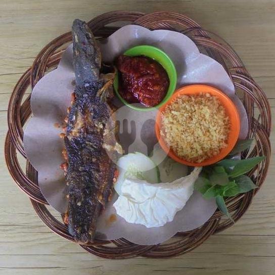 Bandeng Kremes (tanpa nasi) menu Iwak Pecah, Kemayoran