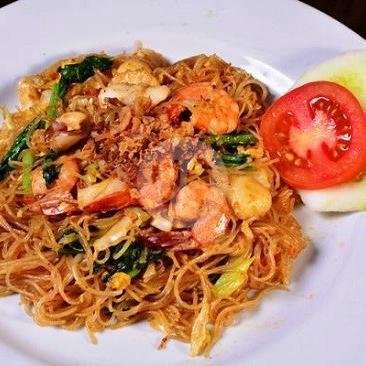 Ayam Rica Rica menu Nasi Goreng Damar, Jembatan Lima