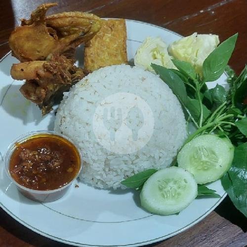 Paket Bebek Goreng menu Seafood dan Pecel Lele Rizqi Jaya, Tasikmalaya