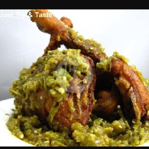 Nasi + Ayam Goreng Kremes Paha menu Ayam Bakar & Ikan Bakar Warung Mega Jaya, Setia Kawan