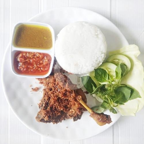 Review Bebek Tunjungan: Makanan Enak dan Cozy di Sawojajar II Malang