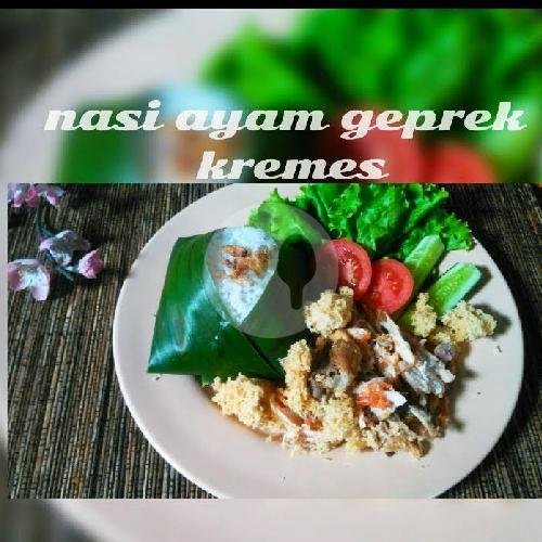 Ayam Goreng Kremes + Nasi + Lalapan + Sambal menu Ayam Kremes Depot Pitaloka, Sleman