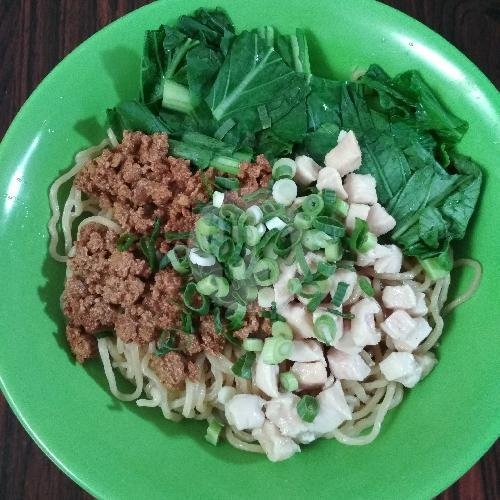 Bakmi Halus Ayam Bakso Sapi menu Bakmi Ksu, Garuda