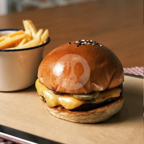 Signature Wagyu Cheeseburger menu LC Smokehouse