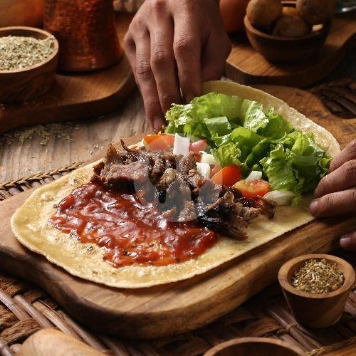 Kebab Medium Teriyaki Blackpepper menu Istanbul Kebab Turki Cikutra