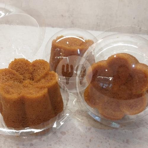 Bolu Apem Pandan Malaka menu Mom Yuly Pudding, Danau Indah Barat B9 No 3
