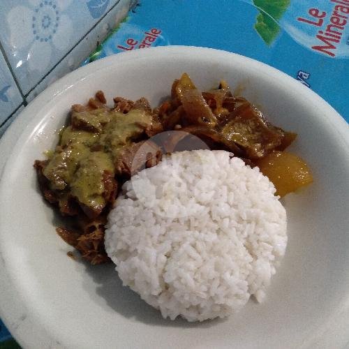 Nasi Gudeg + Cecek menu Warung Nasi Bu Arif Prasmanan (Spesial Gudeg), Gubeng