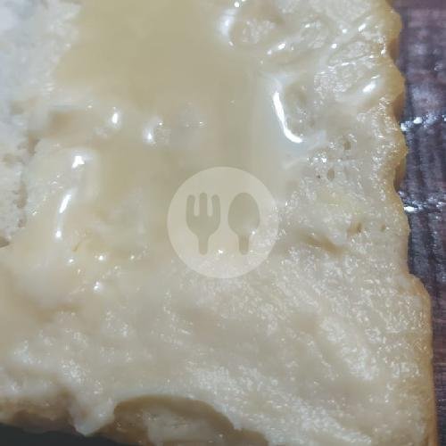 Milk Crunchy menu Roti Bakar Deska Toast, Kolonel Masturi