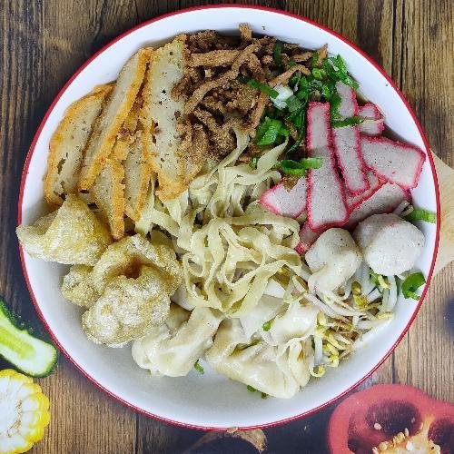 Kwetiau menu bakmie Singkawang Aang 51 Krendang
