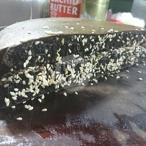 Martabak Keju Wijen Black menu Martabak Rasta, Nanjung Raya