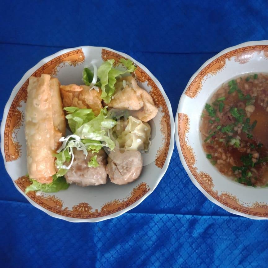 Siomay menu Mie Ayam Bakso Manteb Pak Sis, Klojen