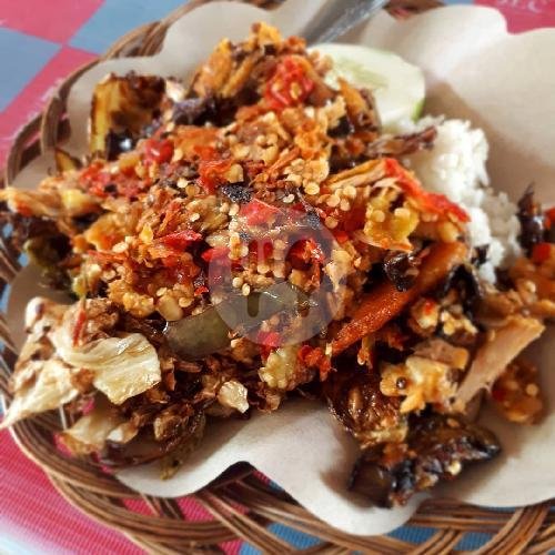 Paket Hore 1 menu Penyetan Mas Kobis Plemburan, Kaliurang