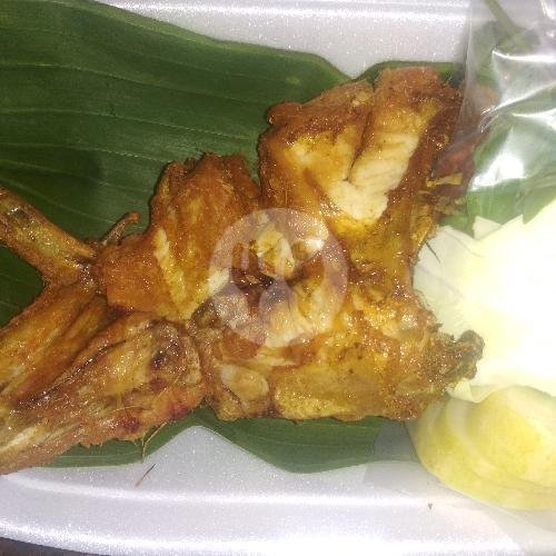 Ayam Goreng Paha menu Warung Pencok Teteh Ria, Mangga Besar