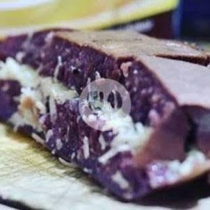 RedVelvet - Keju Susu menu Martabak Jaya Kamasan, Kamasan