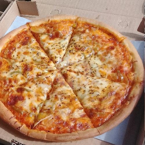 Pizza Romeo menu Skunk Pizza, Singosari
