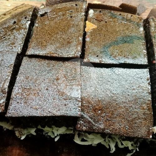 Martabak Red Velvet Jagung menu Martabak Favorit Ari, Cilengkrang