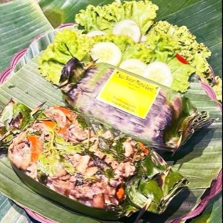 Nasi Bakar Cumi dan Teri menu Nasi Bakar Mama Santi, Haji Achyar