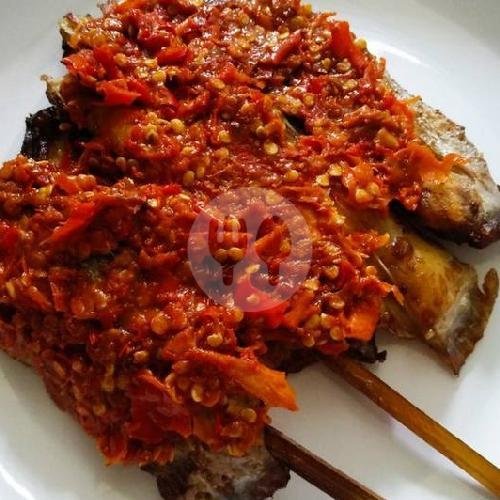 Bebek Kretek menu Warung Cholifah, Kebalen Barat