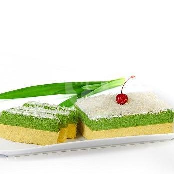 Lapis Talas Varian Susu menu Lapis Talas Arasari, Gerai Cirebon