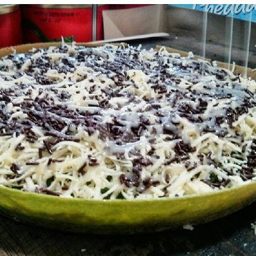 Martabak 1 / 2 keju 1 / 2 Coklat menu Martabak Top Bandung Asli, Moh. Kahfi 1
