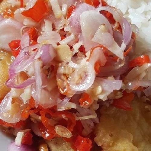 Telur Geprek Sambal Ijo + Nasi menu Geprek Kangde, Sumbersari