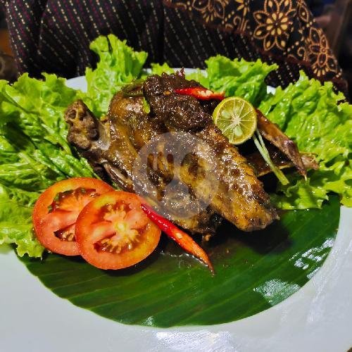 Bebek Goreng Bumbu Hitam menu Bebek Elmira, Cimanggis