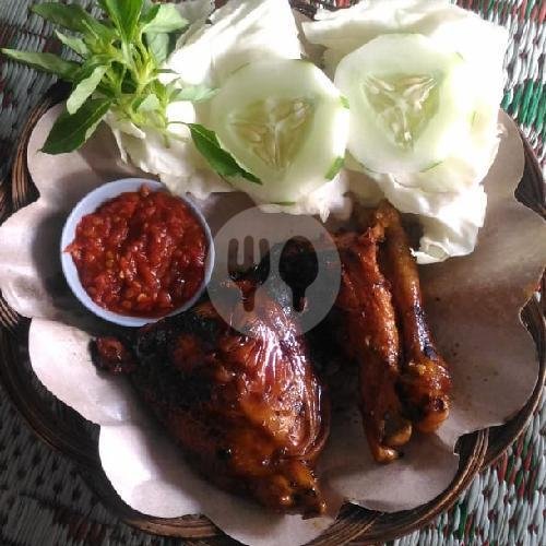 Review Ayam Bakar & Kremes Mbak Witri: Surga Kuliner di Tasikmadu