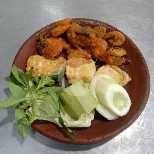 Nasi Sambelan Usus Ayam menu Sambelan Mbak Nia, Kranggan