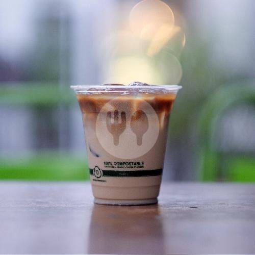 Es Kopi Susu Musim Panas menu Kawan Seduh Coffee, Gubeng