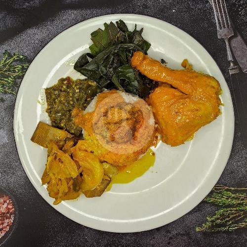 Nasi Ayam Gulai menu RM Padang Rejeki, Perjuangan