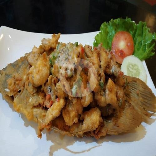 Ikan Gurami Tiga Rasa menu Raya Cafe & Resto, Taman