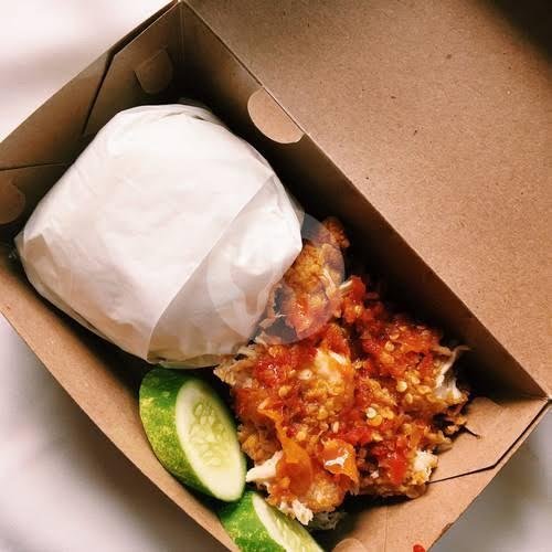 PAKET NASI AYAM GEPREK PEDAS menu Astreila Kitchen, Ayam Geprek, Bakmie & Jajanan, Margamulya Indah Regency
