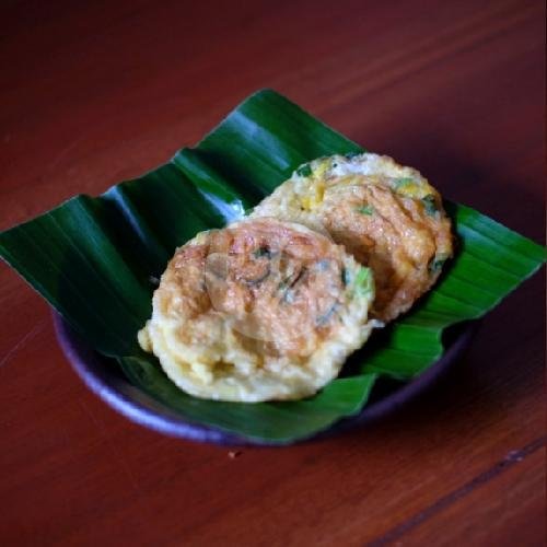 Telur Asin menu Nasi Pecel Bu Dwi Asli Madiun, Ambarukmo