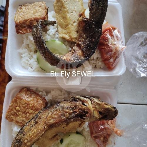 Review Restoran Bu Ely Sewel: Surga Kuliner di Tenggumung Wetan Surabaya