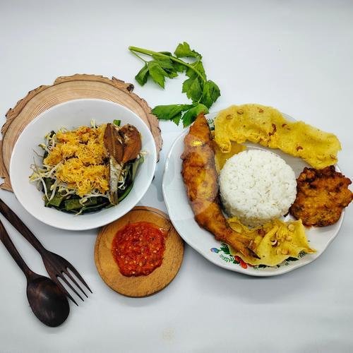 Paket Lodeh Ayam menu Warung Mak Ni, Dukuh Kupang XX