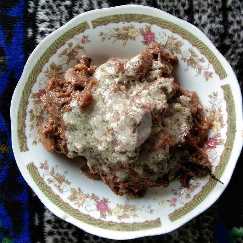 Gudeg menu Nasi Uduk Lontong Sayur Kenzie, Pondok Bambu