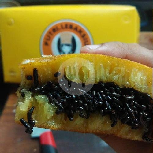 Keju menu Martabak Putri Lebaksiu, Kelud Raya