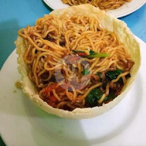 Miago Pangsit menu Miago Mas Arno, Perum Tlogo Tentrem