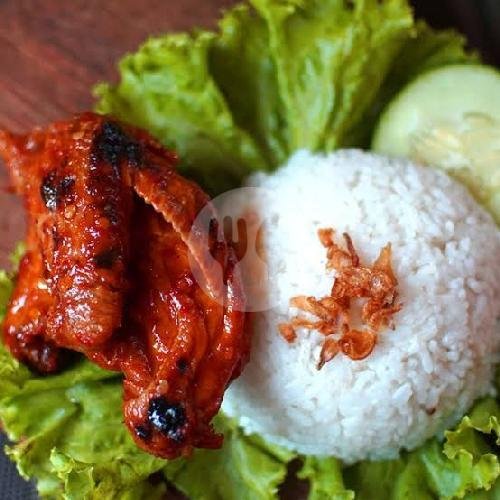 Nasi Uduk Ummi + Telur menu Dapur Ummi, Johar Baru