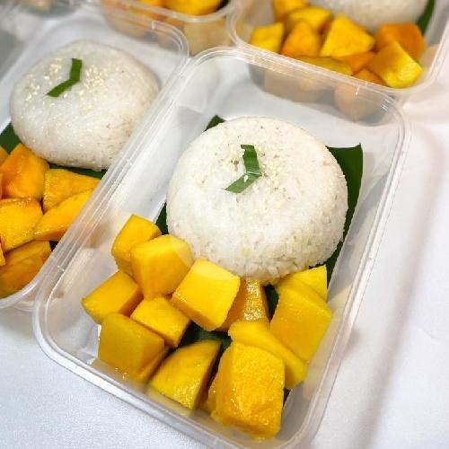 Ketan Durian (Durian Sticky Rice) menu Creamy Bites, Jatingaleh