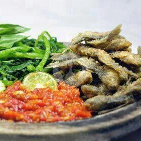Bakmie Goreng Promo Spesial Gofood menu Depot 77 Halalan Thoyiban, Kedungkandang