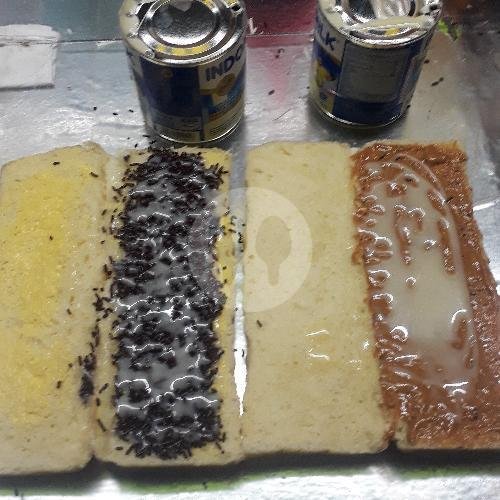 Roti kadet (uk. kecil bulat) coklat susu menu Roti Bakar Cari Rasa Mitra Kosambi, Soreang