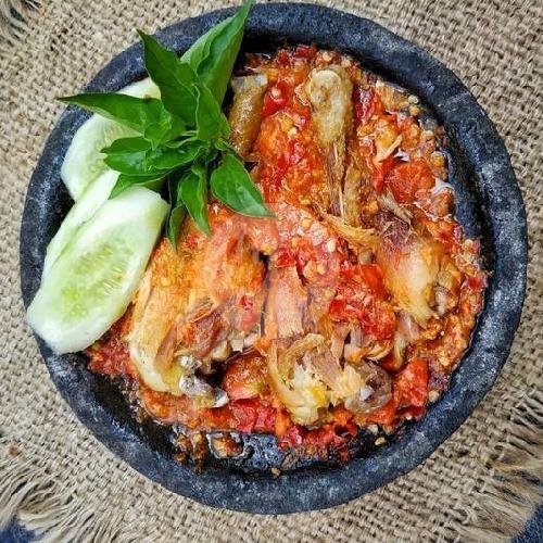 Paket Penyet menu Nasi Balap MJR, Sewon